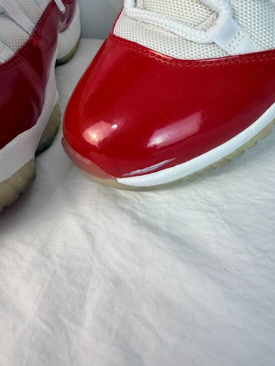 Air Jordan 11 Retro Low Cherry Red/White Mens Sneakers Size 10 Pre-Owned main image 8